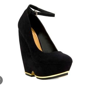 Just Fab Danya wedge heel shoe